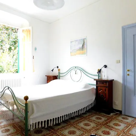 Bellissima Casa Nel Centro Storico!!! Apartament Levanto